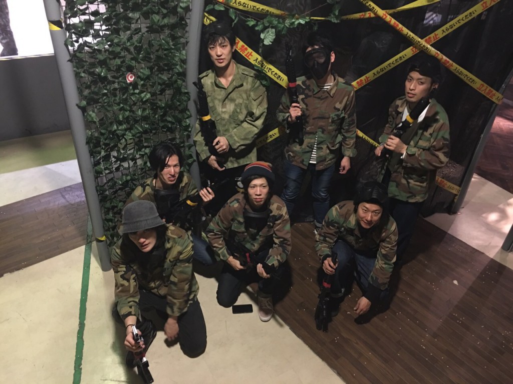 仲間とお台場店でサバゲー体験