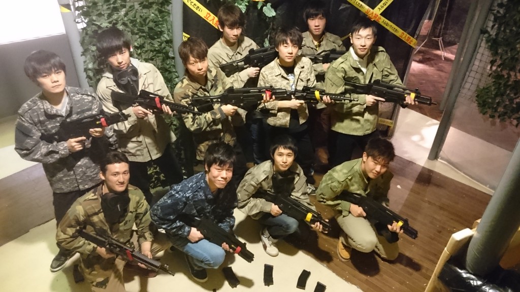 友達と高校生活最後の貸切サバゲー