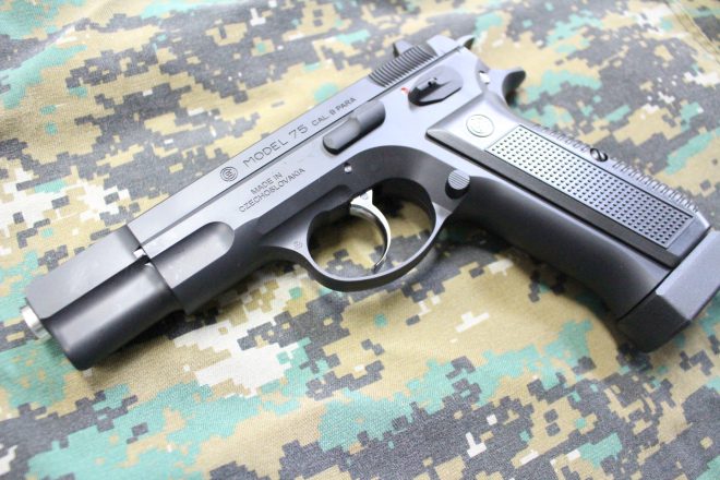 名古屋大須店】かつて最高のコンバットオートと呼ばれた銃！スタッフオススメの物販紹介Part1【Carbon8 Cz75】 |  サバイバルゲームフィールド ASOBIBA